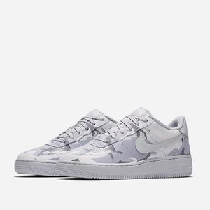 NIKE CAMO AIR FORCE 1s BRAND NEW REFLECTIVE